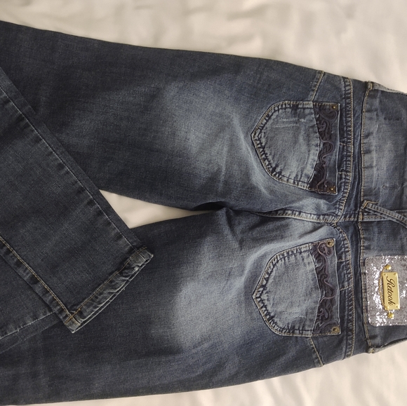 Jeans - Picture 2 of 6